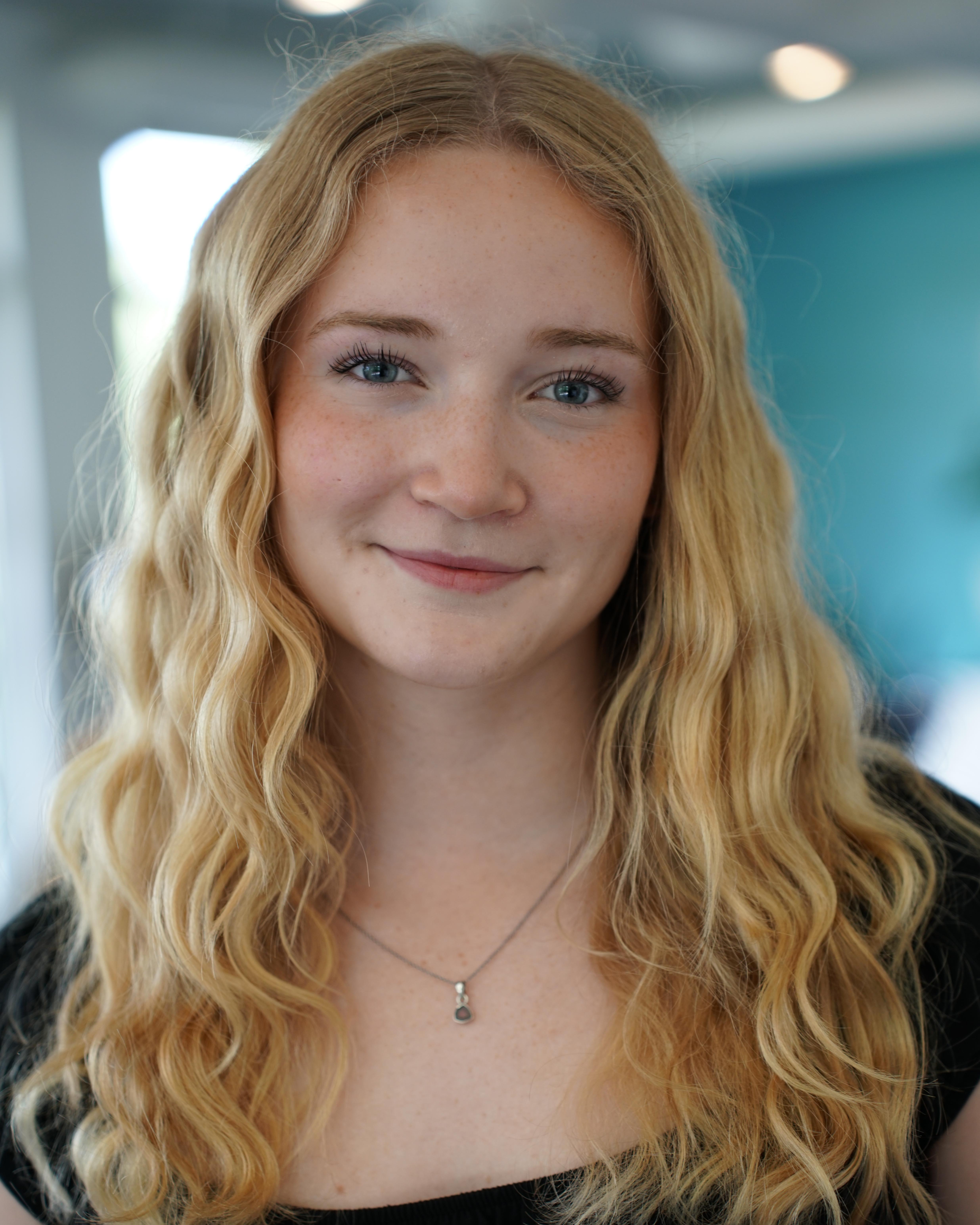 Payton — New Talent Stylist